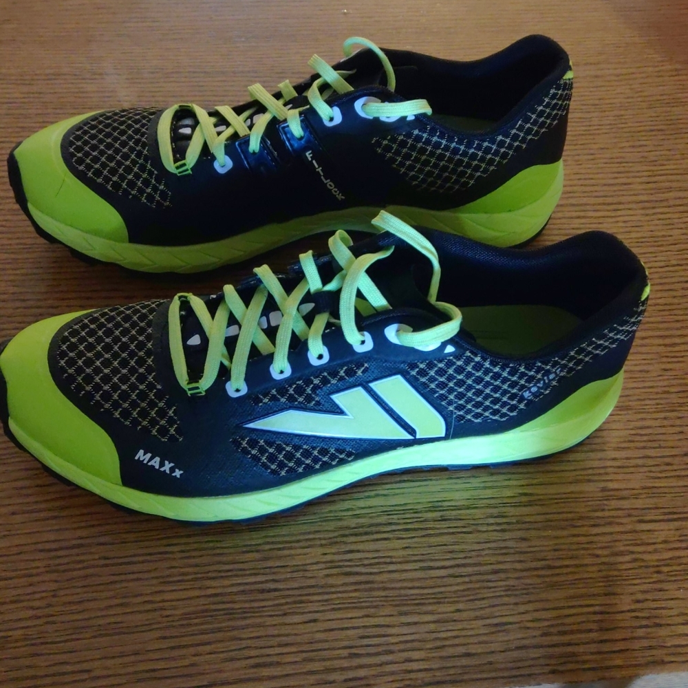 Brand new VJ MAXx